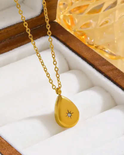 Chica Drop Necklace