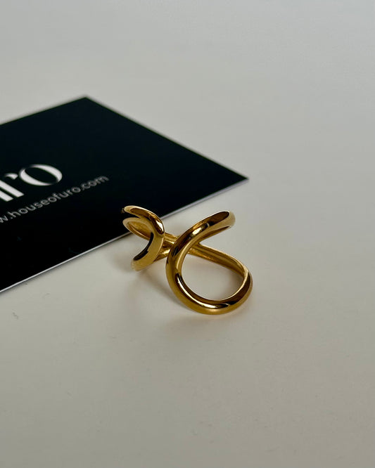 Phoebe looped ring